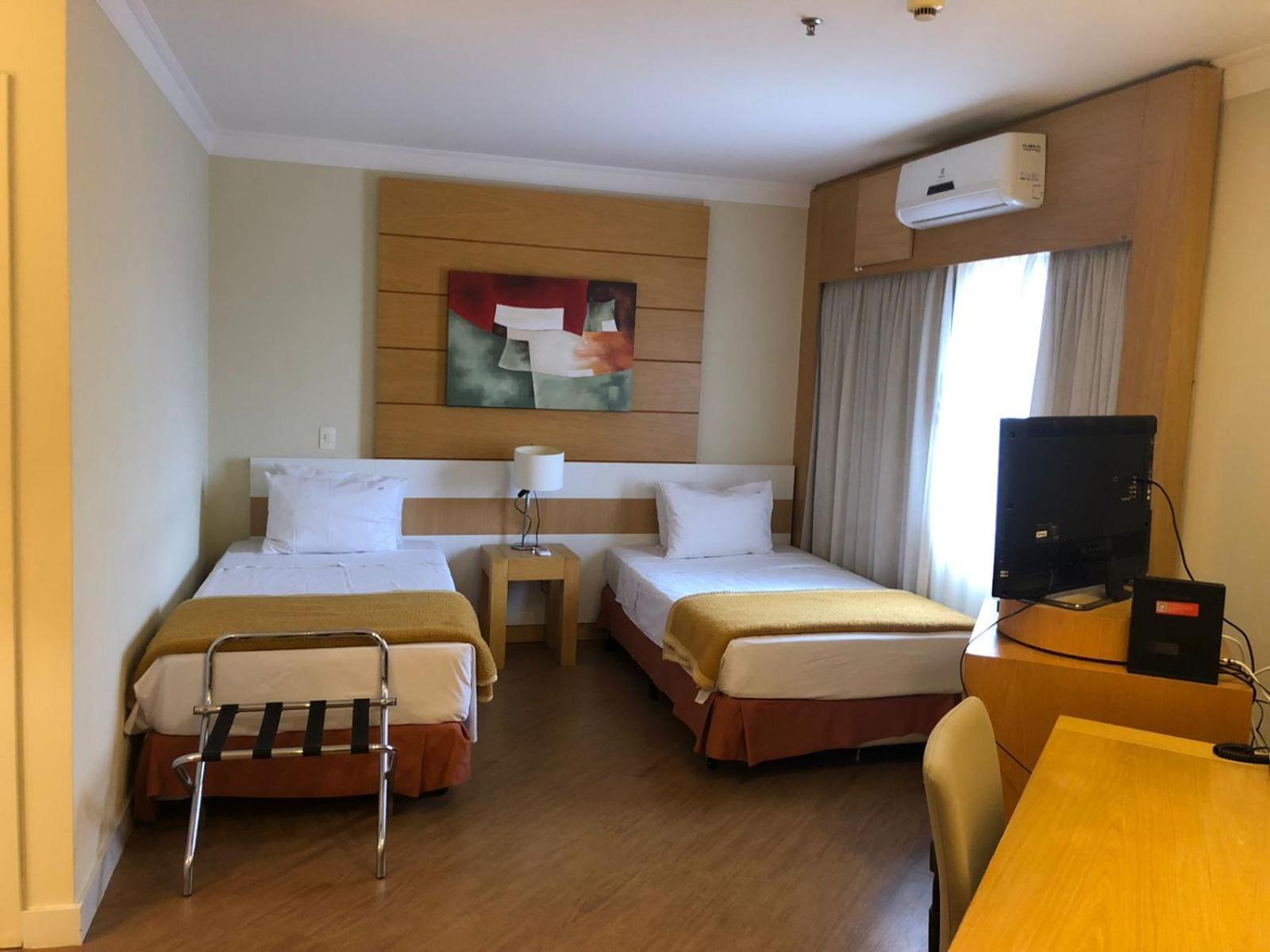 Apartamento Flat Nobilis Confortavel Em Frente Ao Aeroporto Congonhas - H305 *
